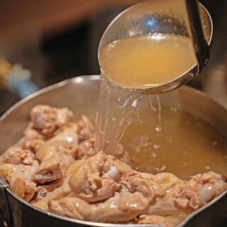 手間を惜しまない【鶏出汁】