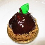 魔法のりんご　486円　ｱﾝﾄﾚのシェフがTVチャンピオンで優勝した時の作品のﾌﾟﾁｶﾞﾄｰｻｲｽﾞですｗ