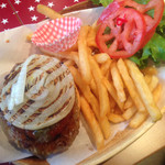 PT'S BURGER - PTバーガー。