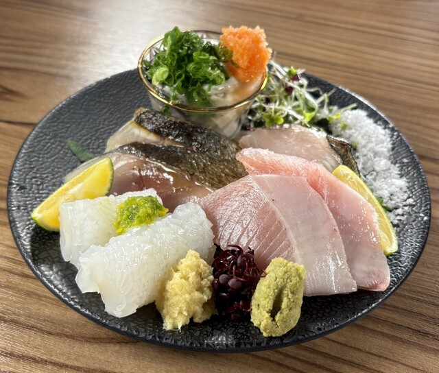 讃岐酒場すみれ料理店