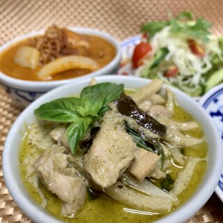 CHADA THAI RESTAURANT_1
