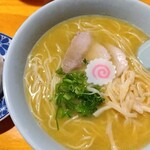 中華そばとくひろ - 料理写真:中華そば(中)