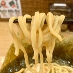 ぎん家 - 麺はパツパツ系
