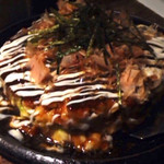 鉄板焼き しん - ミックスお好み焼きチーズトッピング 2015.3撮影