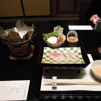 日本料理 大阪 浮橋(ホテルグランヴィア大阪) - 温物：鯛しゃぶ
