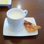 カフェ・ブランシュ - 
