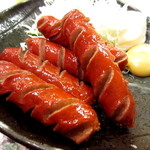 元祖立ち飲み屋 - 赤ウィンナー￥250円