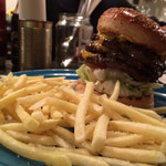 ウーピーバーガー - シャルロットゲンズバーガー 2014/12