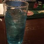 ジャッカル - オリジナルカクテル「青眼の白龍（ブルーアイズホワイトドラゴン）」だそうです♪