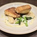 ショクジノアトリエ イタリアン南森町 - 燻製ブリのカツレツ　西京味噌クリームソース