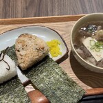 むすびのサチ - おむすびスープ定食