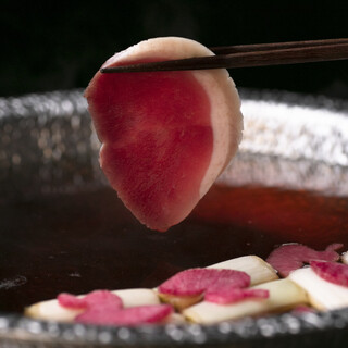 食材の旨味を活かした極上出汁で味わう「京鴨のしゃぶしゃぶ」