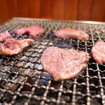 ホルモン焼味紘 - 