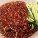 上海餐室 - ジャージャー麺（８５０円）