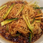 上海餐室 - ジャージャー麺（混ぜた後）