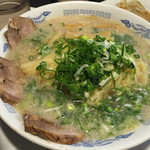 華豊家 - 京都風ラーメン。大盛り。