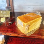 夢楽のパン工房 Yadorigi - 食パン