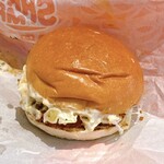 ゼッテリア - 料理写真:エビカレーバーガー