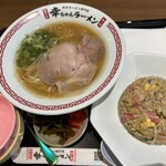 幸ちゃんラーメン - 料理写真: