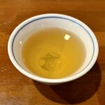 中国料理 天真 - セルフのゴボウ茶が美味し過ぎておかわりしまくりwww