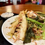 中国料理 天真 - 春野菜と海鮮の焼きそば