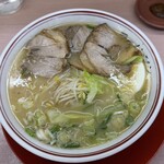 拉麺男 - シャキシャキ食感のキャベツともやしも旨い♡
