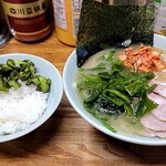ラーメン大将 - チャーシューキムチワカメラーメン＋ライス
