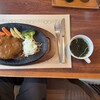 手作りハンバーグとピザの店　ライオン - 