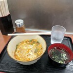 立喰いうどん 河内うどん - 料理写真:玉子丼@400円（吸い物付）