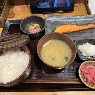 しんぱち食堂_0