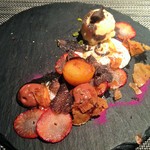 エクアトゥール - （2015.3） バニラアイスとアニスショコラ、ジャワペッパーヨーグルトとハチミツトリュフ
      金柑に詰めた焼いたアマンドクリーム