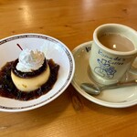 コメダ珈琲店 - 料理写真:プリンとコーヒー