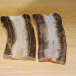 鮨　ミ雲 - アナゴの食べ比べ。左が江戸、右が長崎