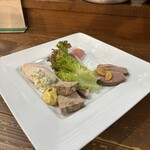 ヒグチ亭 - 