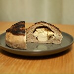 パン工房 ブランジェリーケン - 中はクリームチーズたっぷり