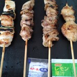 正起屋 - 料理写真:伊勢赤どりねぎ串、伊勢赤どりもも串、皮串、ぼんじり