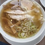 麺屋はやかわ - 料理写真:ワンタン麺