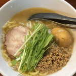 ねじ式 - 味玉鶏白湯   1000円