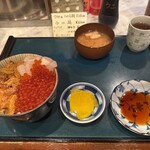 ぺりーのいくら丼 - 