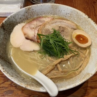 臥龍_1