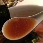 一汁三にぼし 裏不如帰 - 澄んだ煮干し醤油スープ