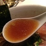 一汁三にぼし 裏不如帰 - 澄んだ煮干し醤油スープ