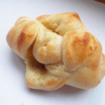 マコトコベーカリー - 柚子こしょうバターのフランスパン
