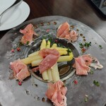 麻布笄軒 - 生ハムとホワイトアスパラガス1300円