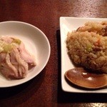 菅原式中華料理店 - 蒸し鶏と半チャーハン