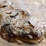 石井製パン店 - 料理写真:クリームダマンドクロワッサン