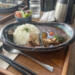 和カフェ たらそ - しっかり煮込んであり美味しい、野菜も優しい味です。
