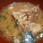 おむすび 俵 - 魚汁（おむすび5個とセットで950円）