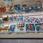 白十字 - 料理写真:店内