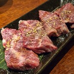 炭火焼ホルモン ぐう - 